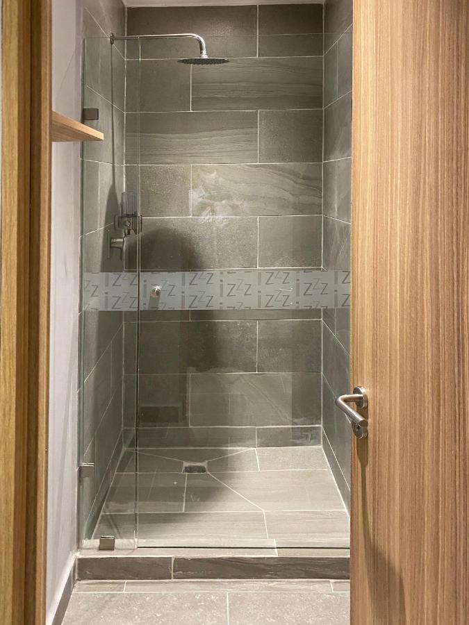 izZzleep WTC Mexico (world trade center Mexico) - 3