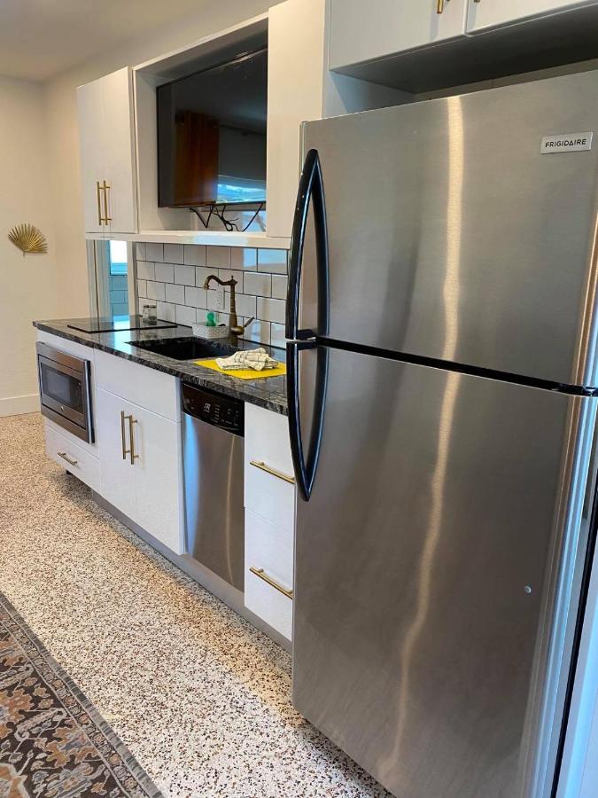 Captiva Beach Resort (open private beach access) — photo 23