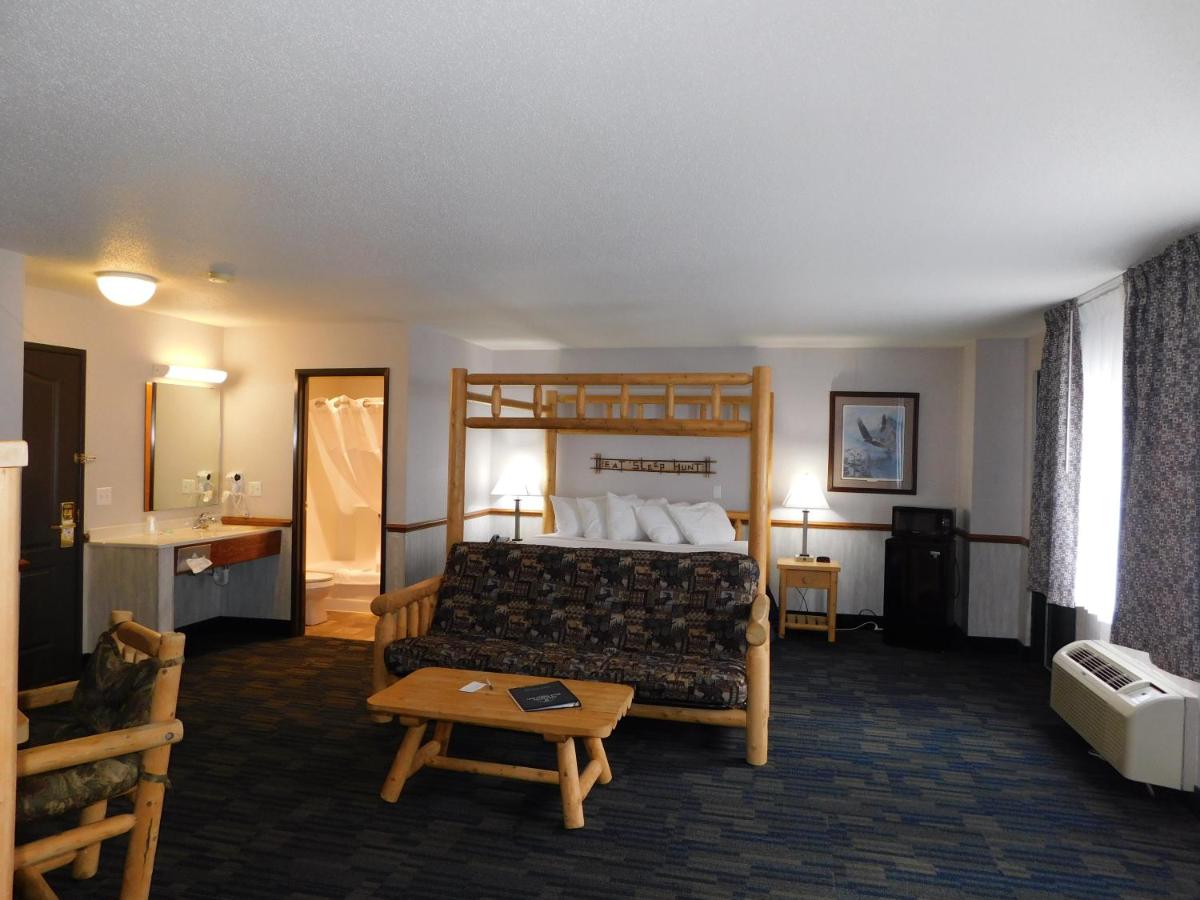 Northwoods Best Inn - Chetek — photo 2