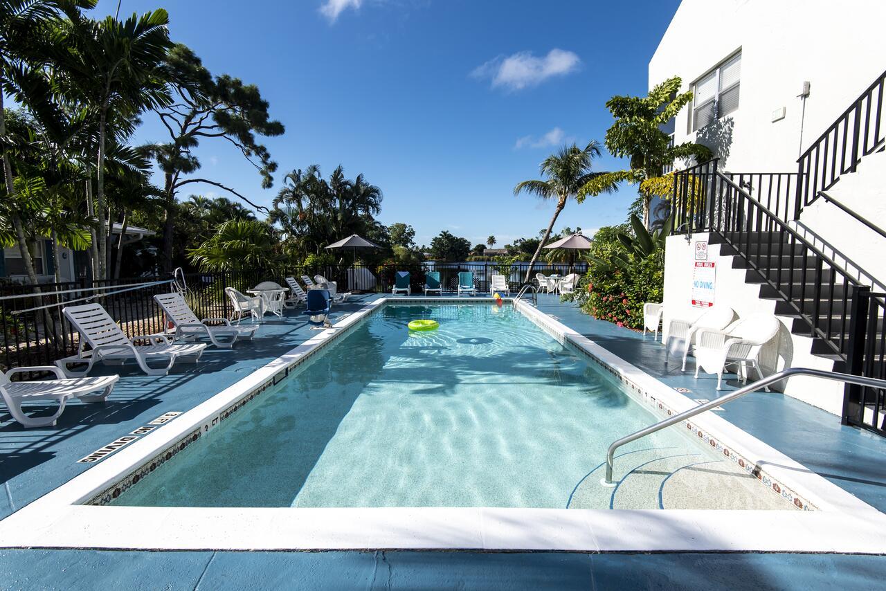 Marco Island Lakeside Inn — photo 9