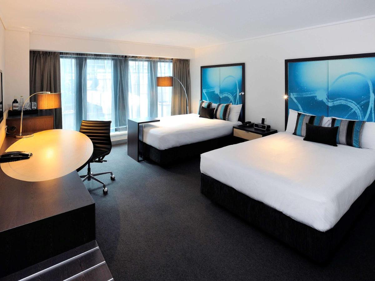 Novotel Melbourne On Collins photo