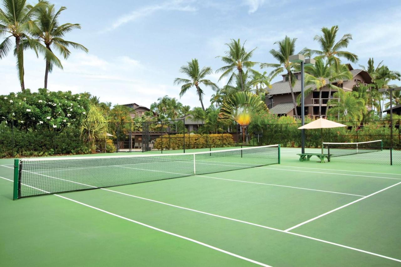 Tennis court: Kanaloa at Kona by Castle Resorts & Hotels