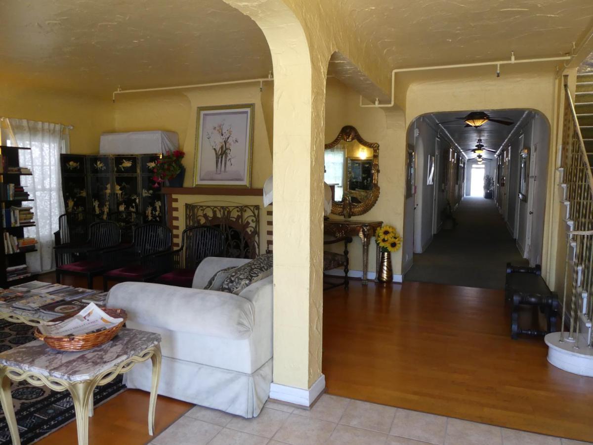 Flores Motel — photo 13