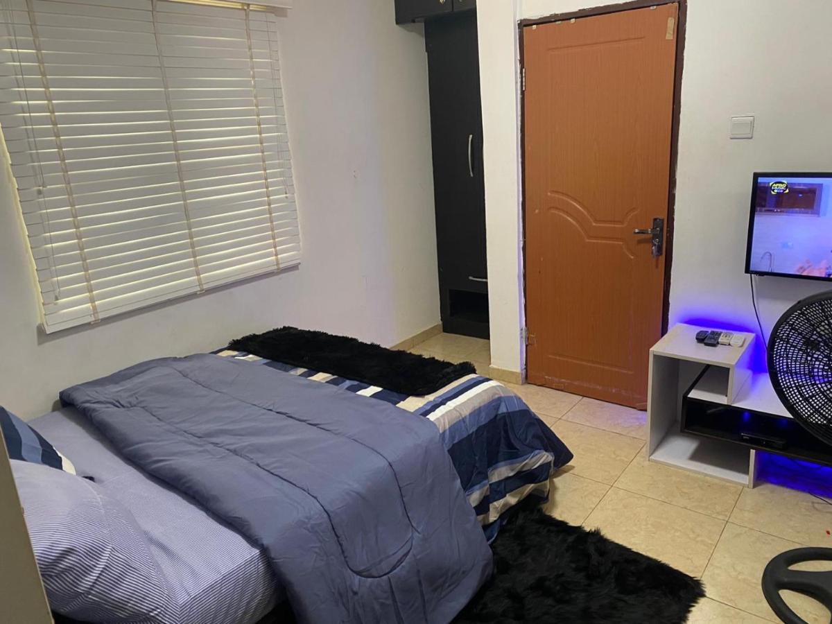A private Cozy One Bedroom Apartment located in Suncity Estate Galadimawa Abuja, Nigeria - Booking.com