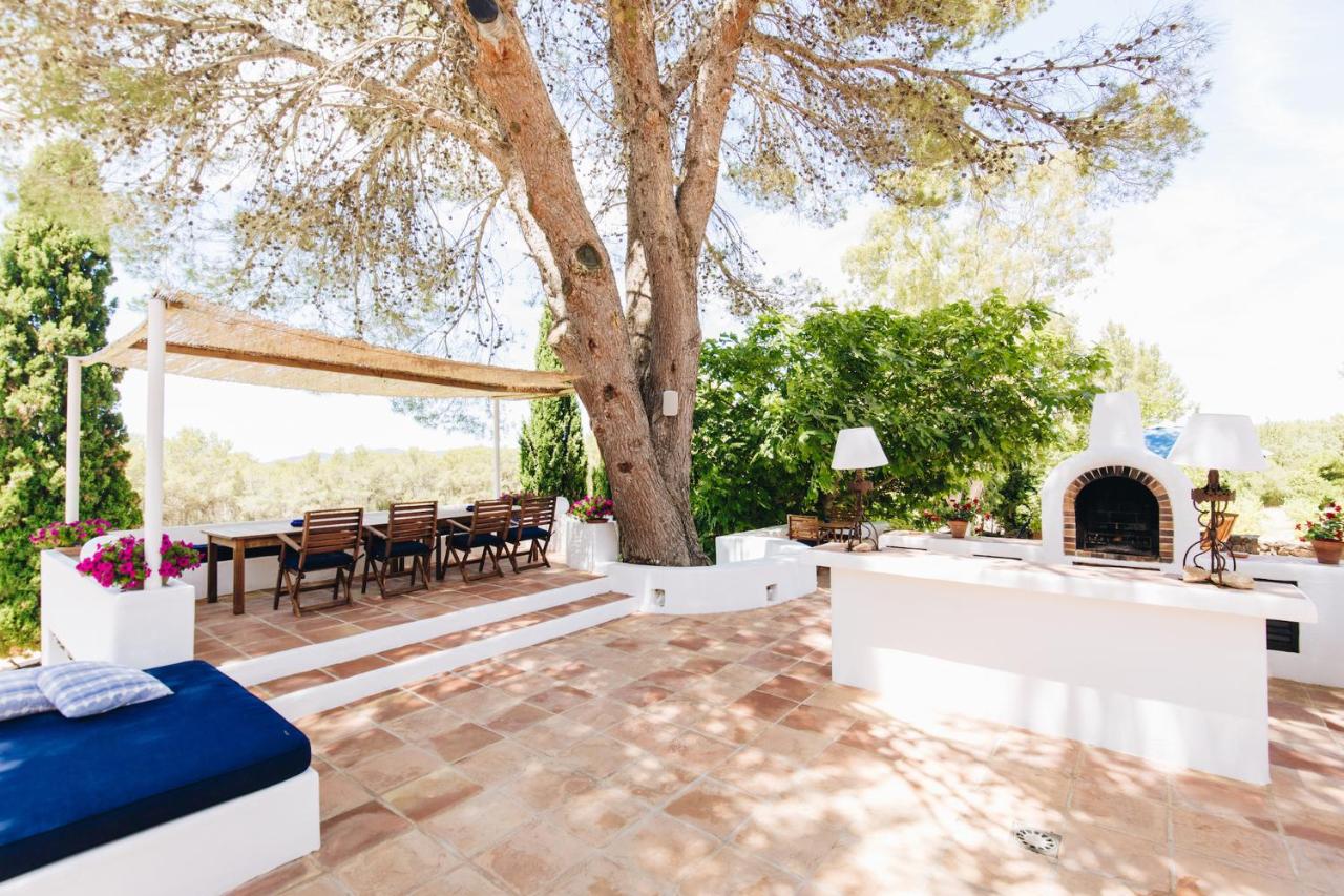 Beautiful 6 Bedroom Villa with Tennis Court, Ibiza Villa 1031 ...