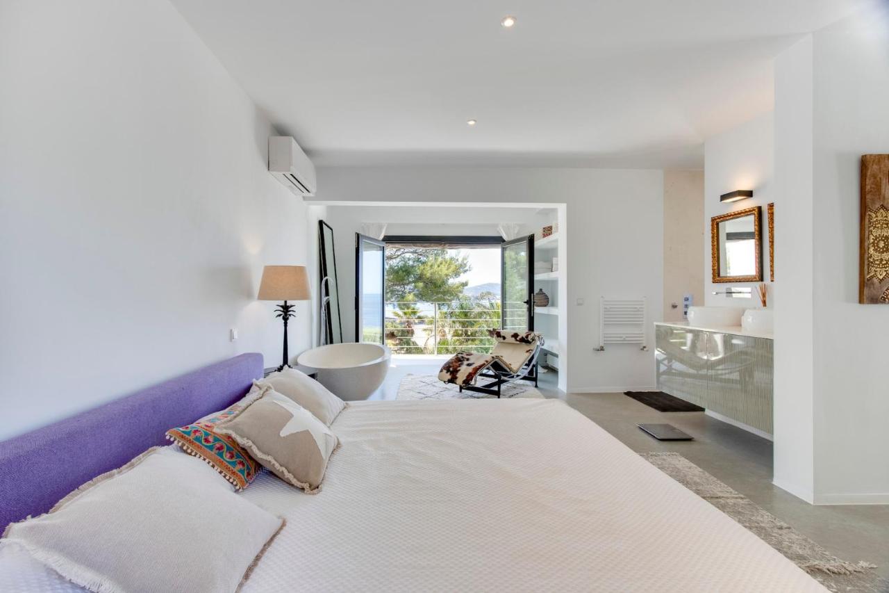 The Perfect Luxury Villa close to the Beach, Ibiza Villa 1044 ...