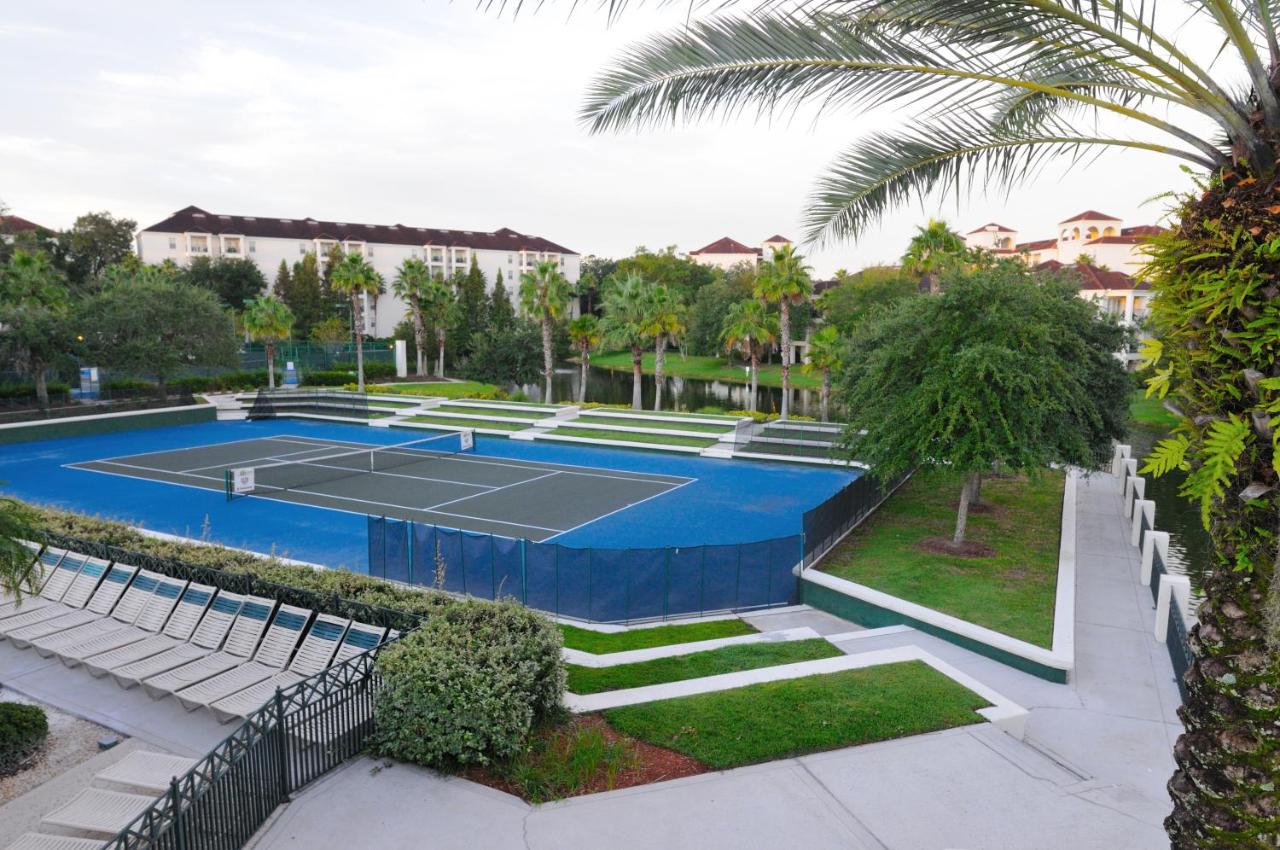 Tennis court: Star Island Resort and Club - Near Disney