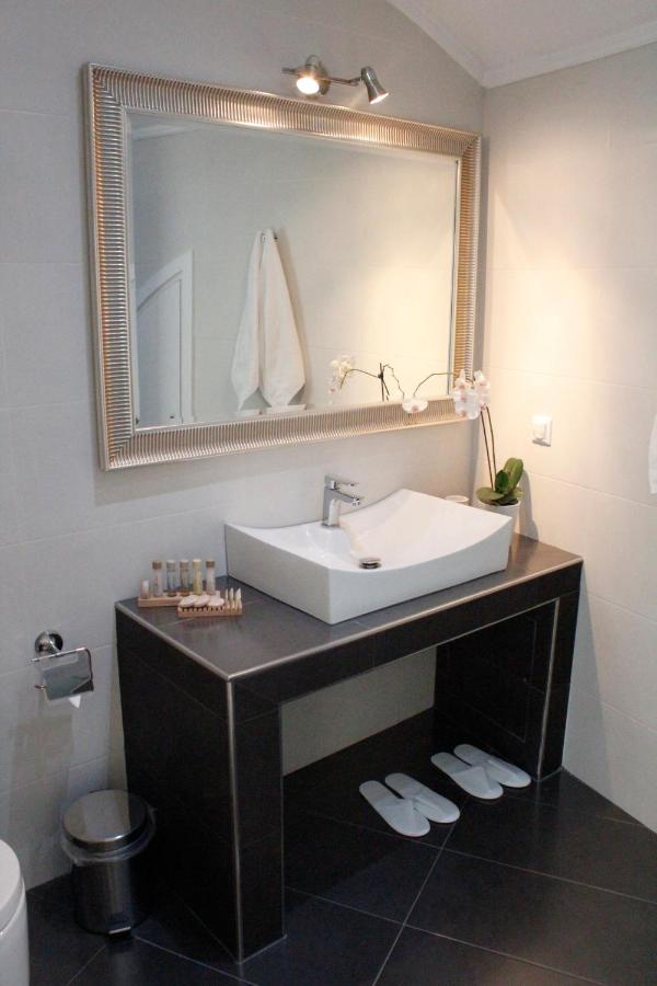 Archontiko Suites Santorini - 3