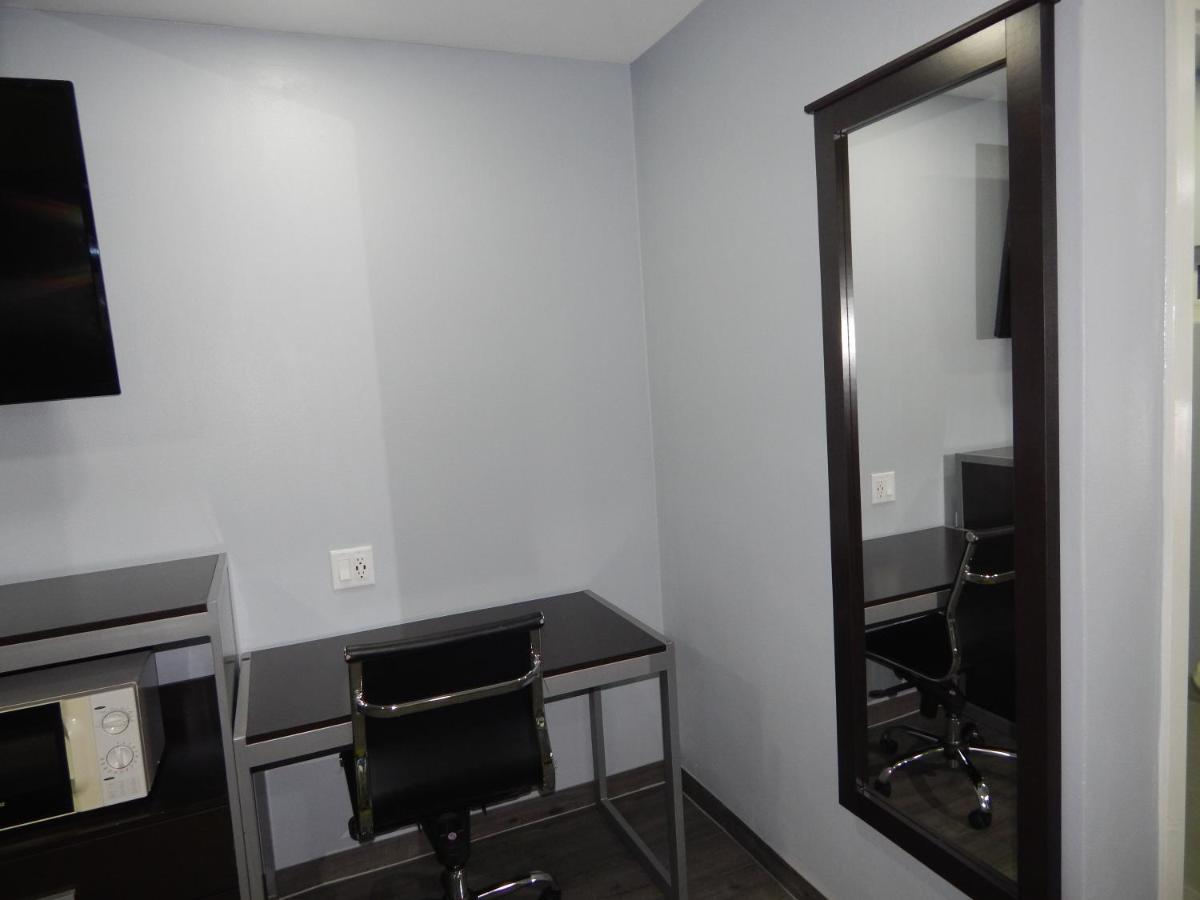Executive Lodge Inn — photo 11