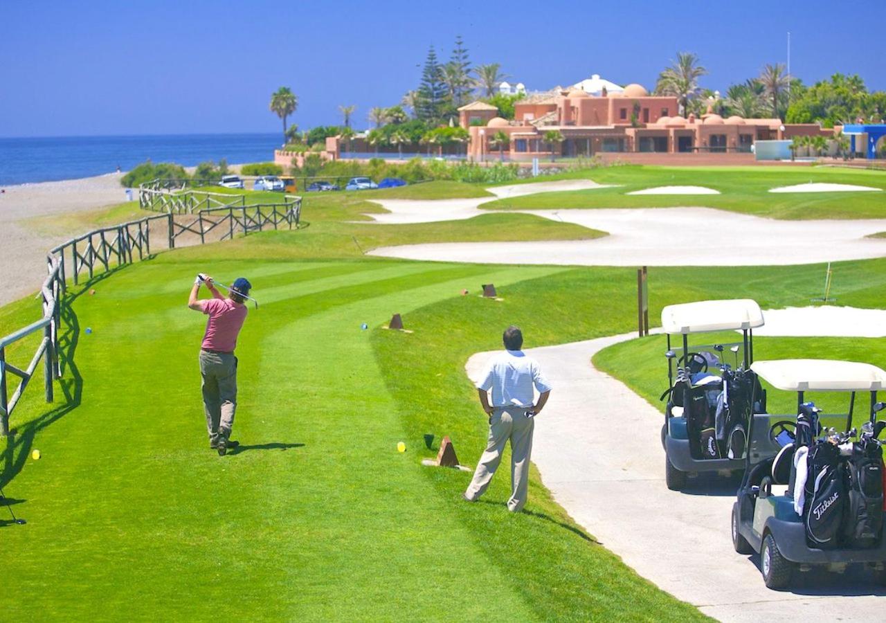 Marbella Apartment - Beautiful and Spacious next to Marriott ...