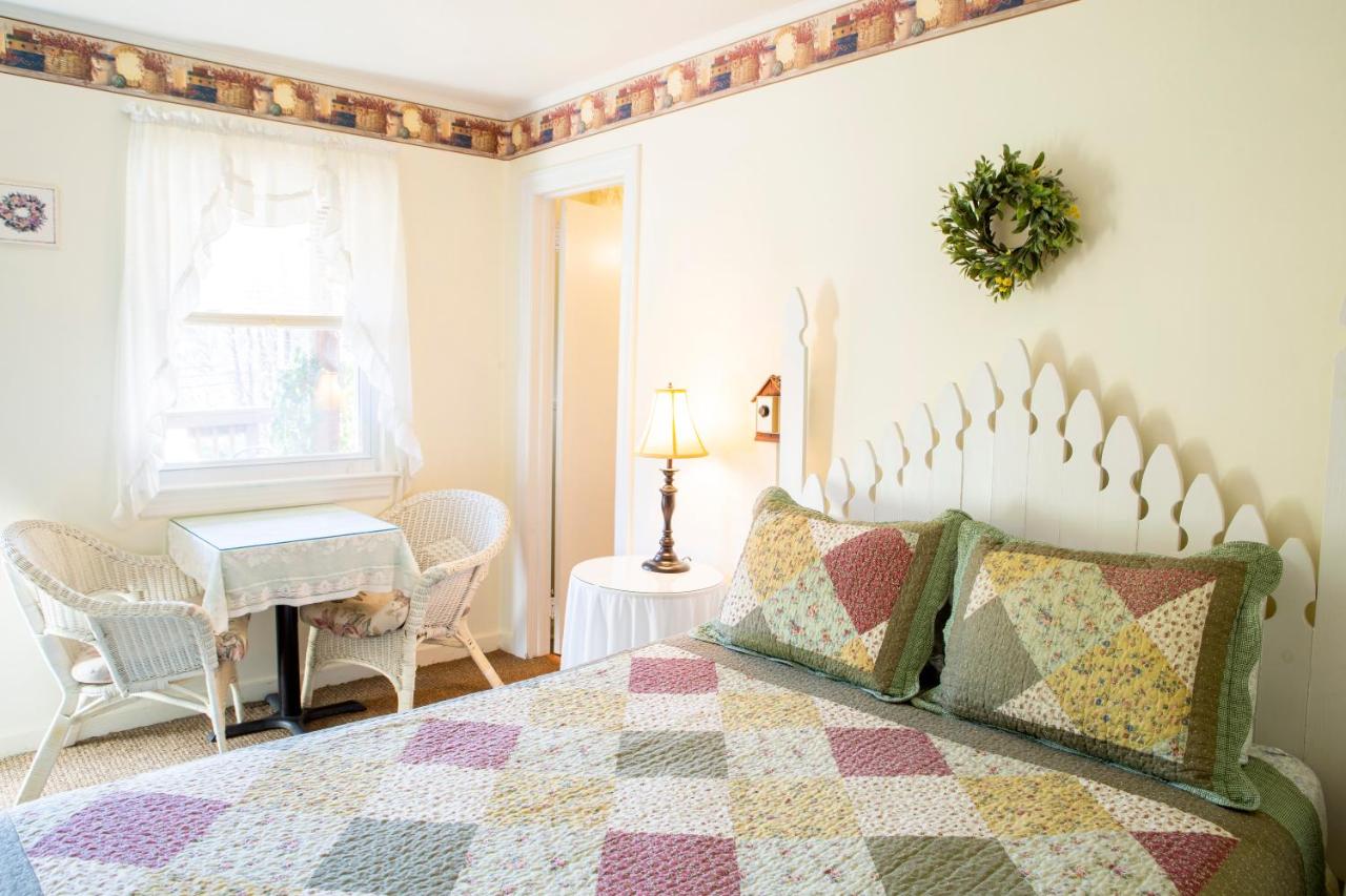 The Chimney Rock Inn & Cottages — photo 9