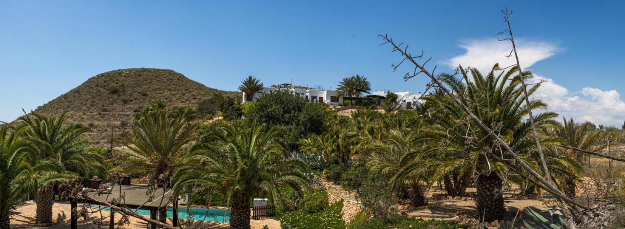 La Almendra y El Gitano, Agua Amarga – Precios 2022 actualizados