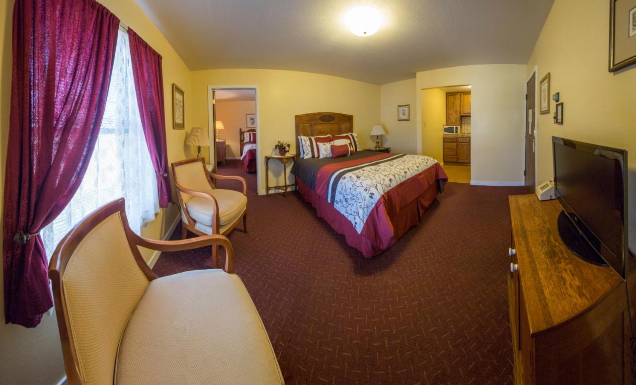 Historic Cary House Hotel — photo 9