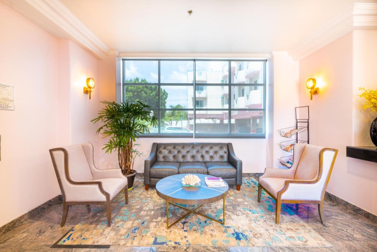 Days Inn by Wyndham Santa Monica - 4