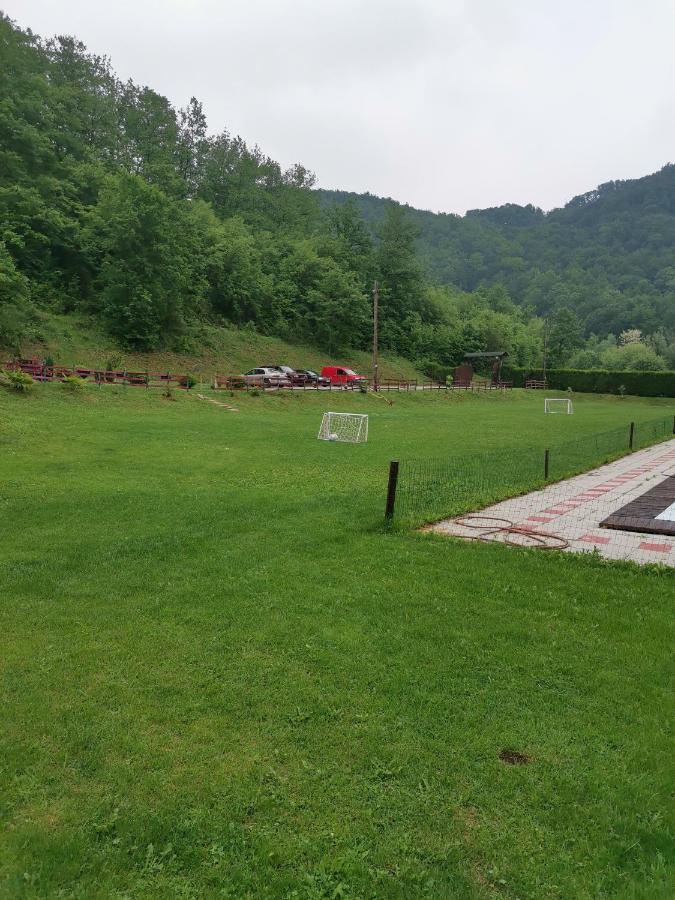 Auberge Zlatna Musmula Serbie Despotovac Booking Com