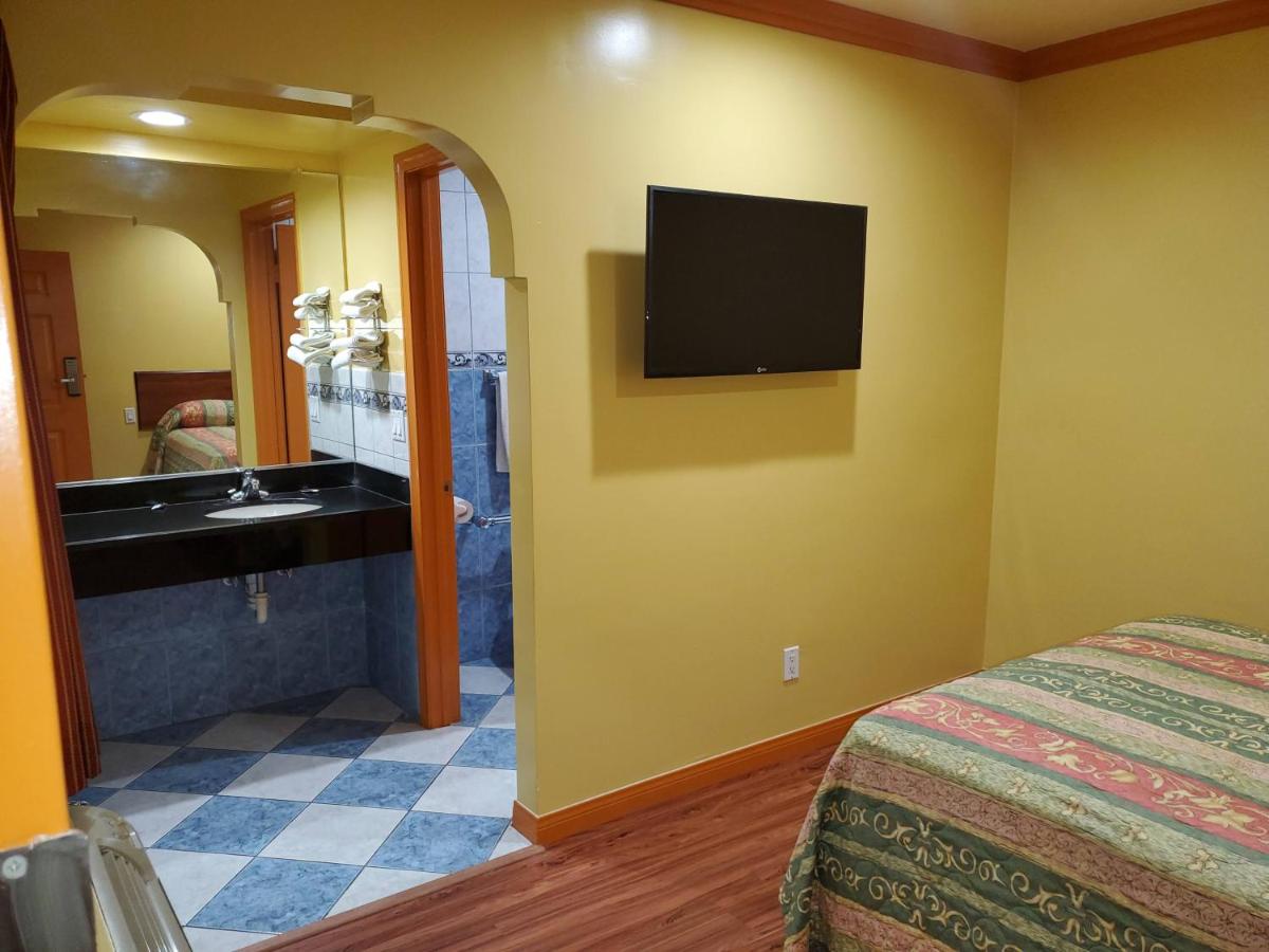 Mirage Inn — photo 15