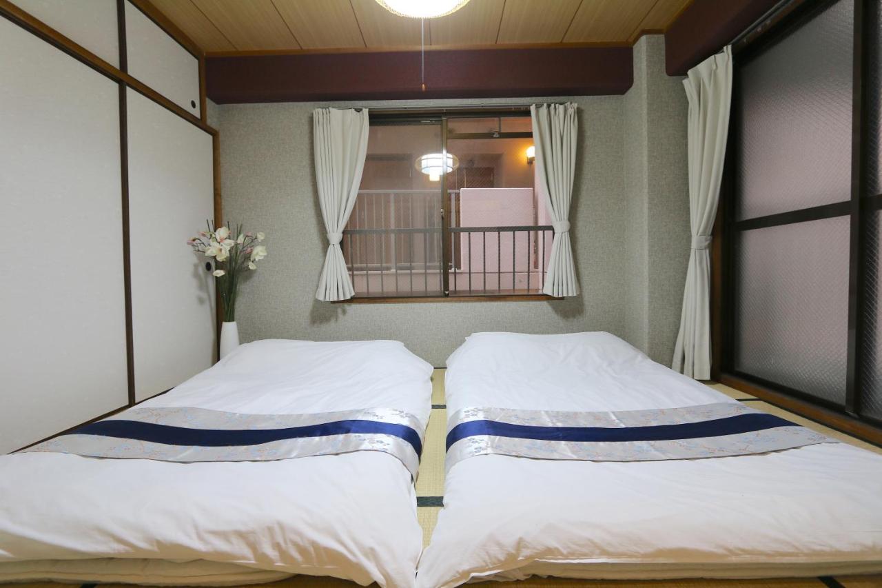 EG51 Elizabeth Garden - 4