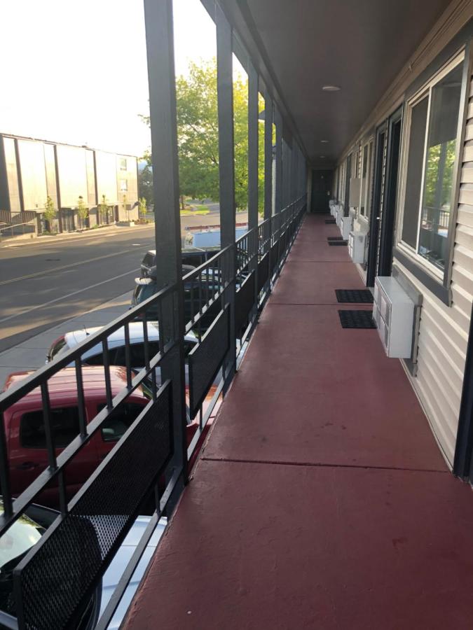 Dunes Motel — photo 19