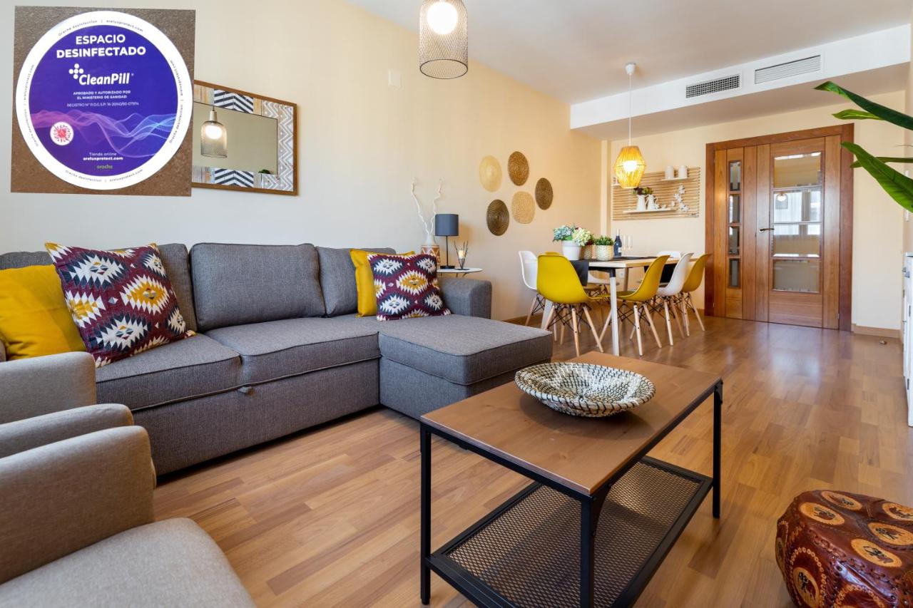 APARTAMENTO CRIS II,EMIR 1-PISCINA GYM & PARKING, parque de ...