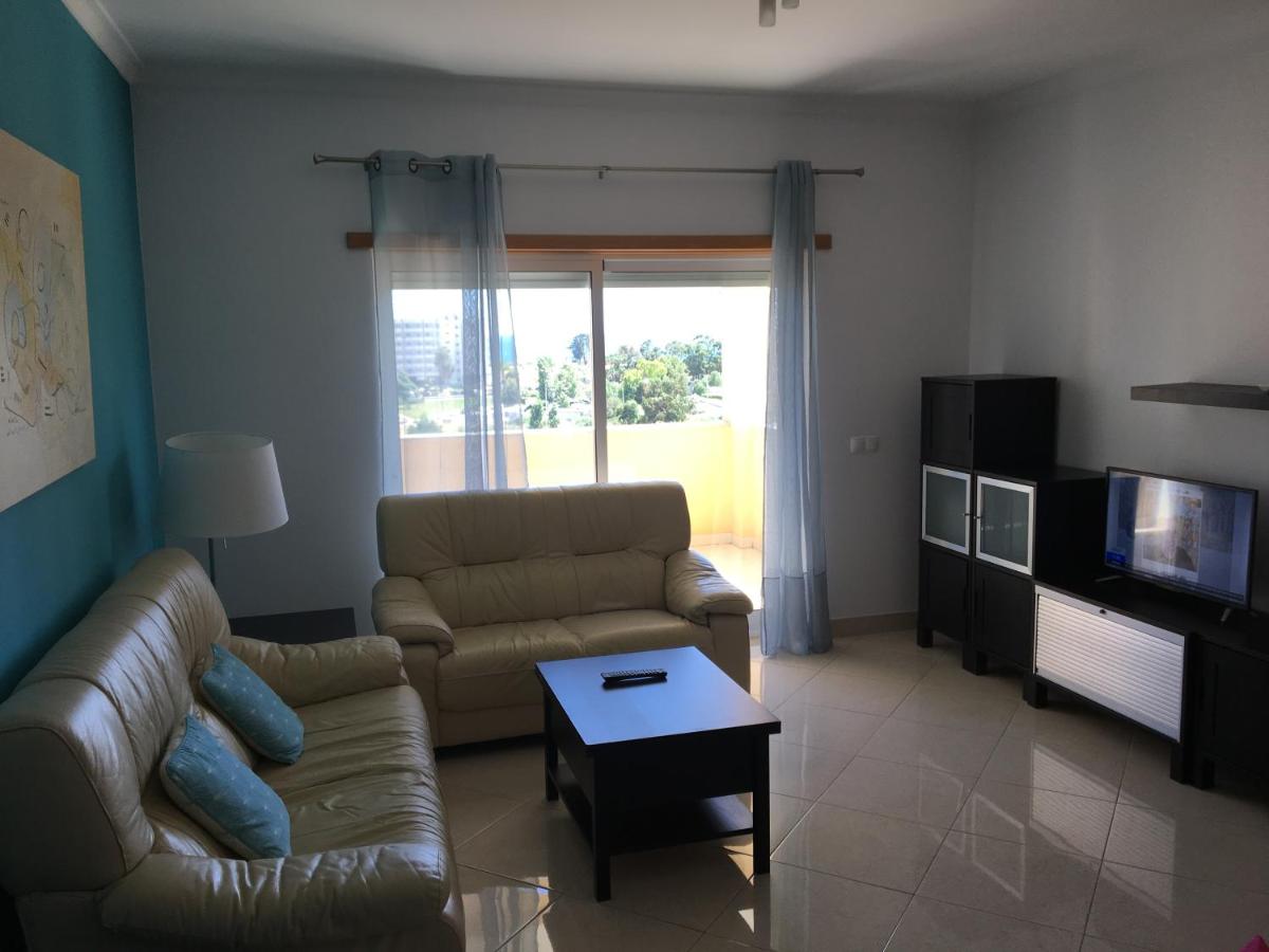 Luxury quiet apartment with private pool near the beach and mountains in Algarve