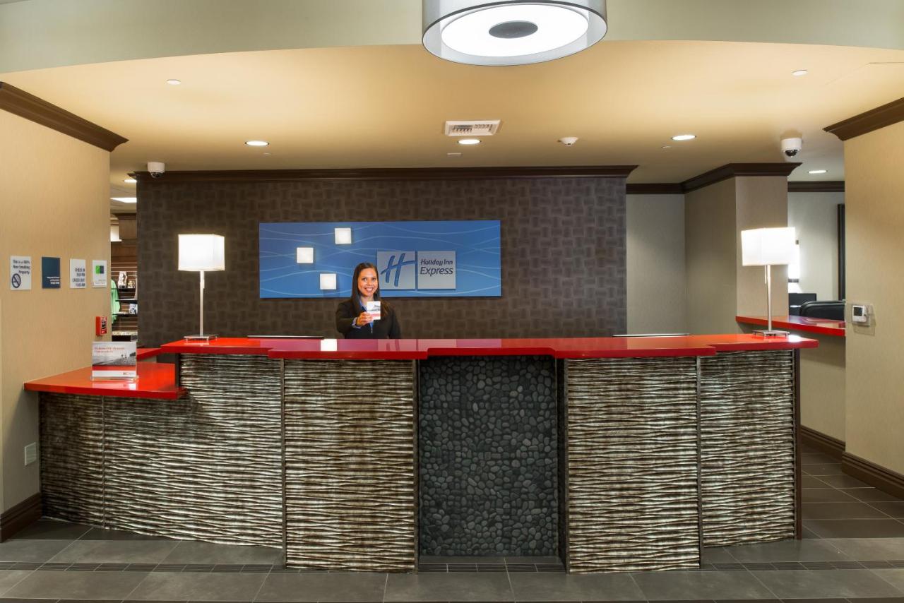 Holiday Inn Express Redwood National Park, an IHG Hotel photo