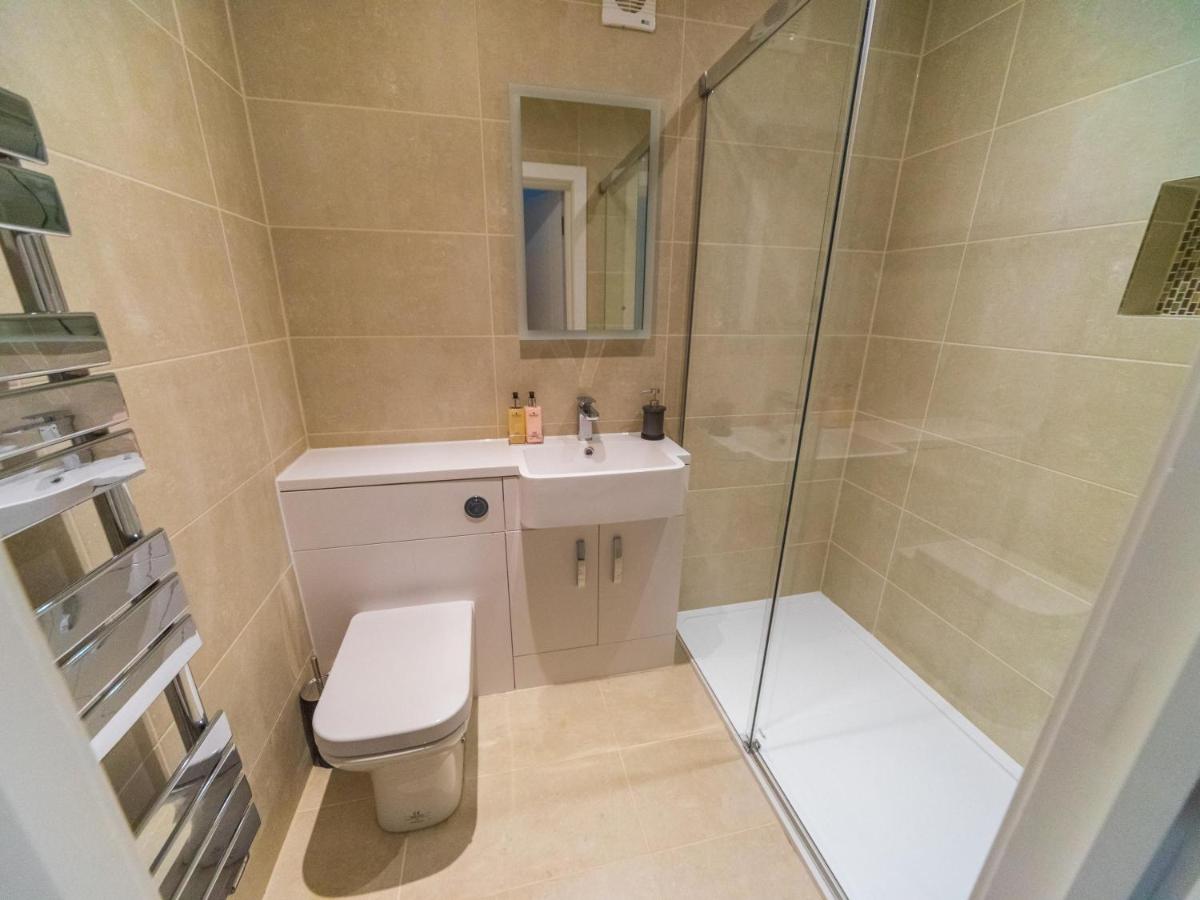 St Johns Road Apartments Perfect Location photo