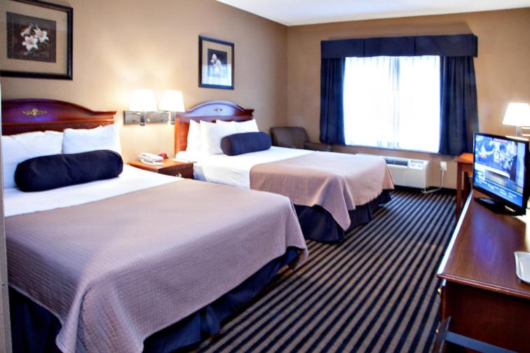 Mountain Inn & Suites Flat Rock — photo 9