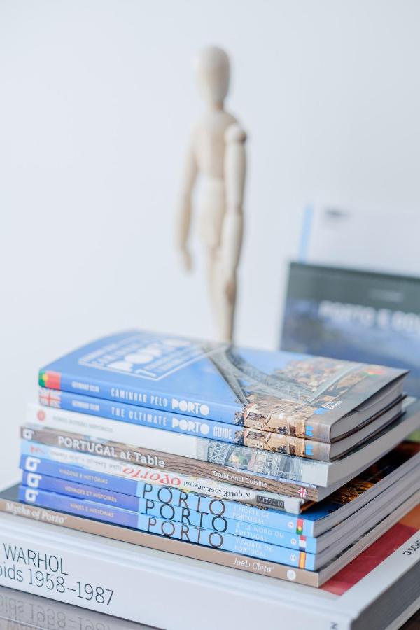 Boutique Rentals- Bliss By The Sea Apt- Ocean views in Foz Beach - 2