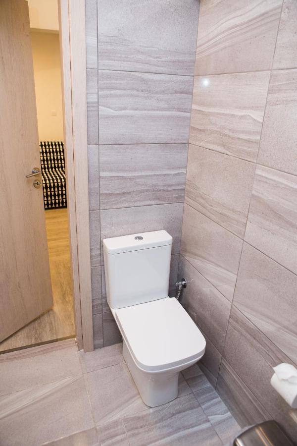 Stylish, comfortable, basement loft-like apartment with amenities - 2