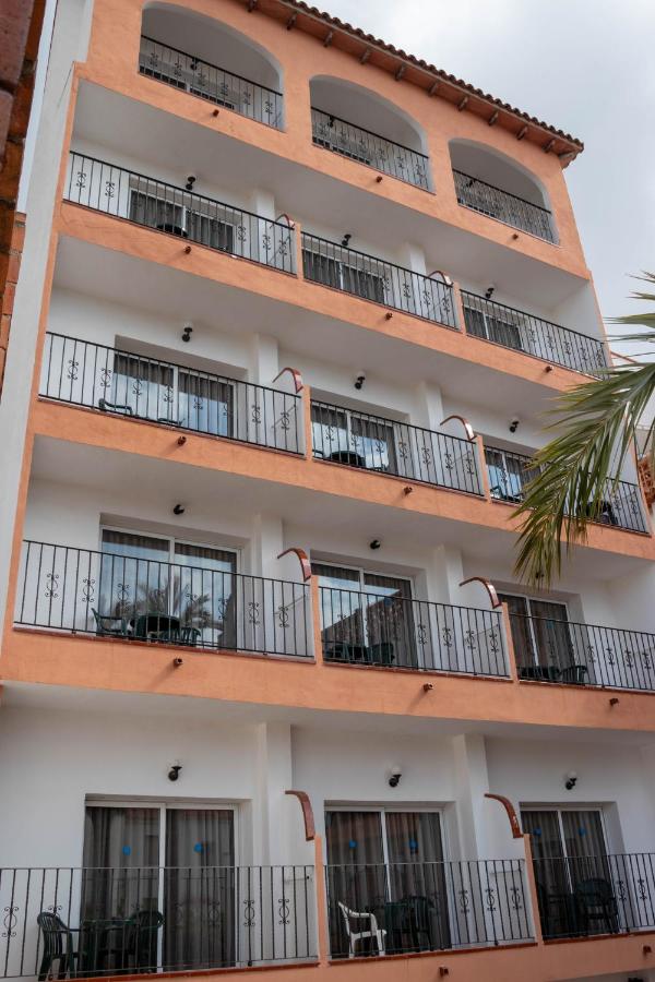 Hotel Comarruga Platja, Комарруга - обновленные цены 2022 года