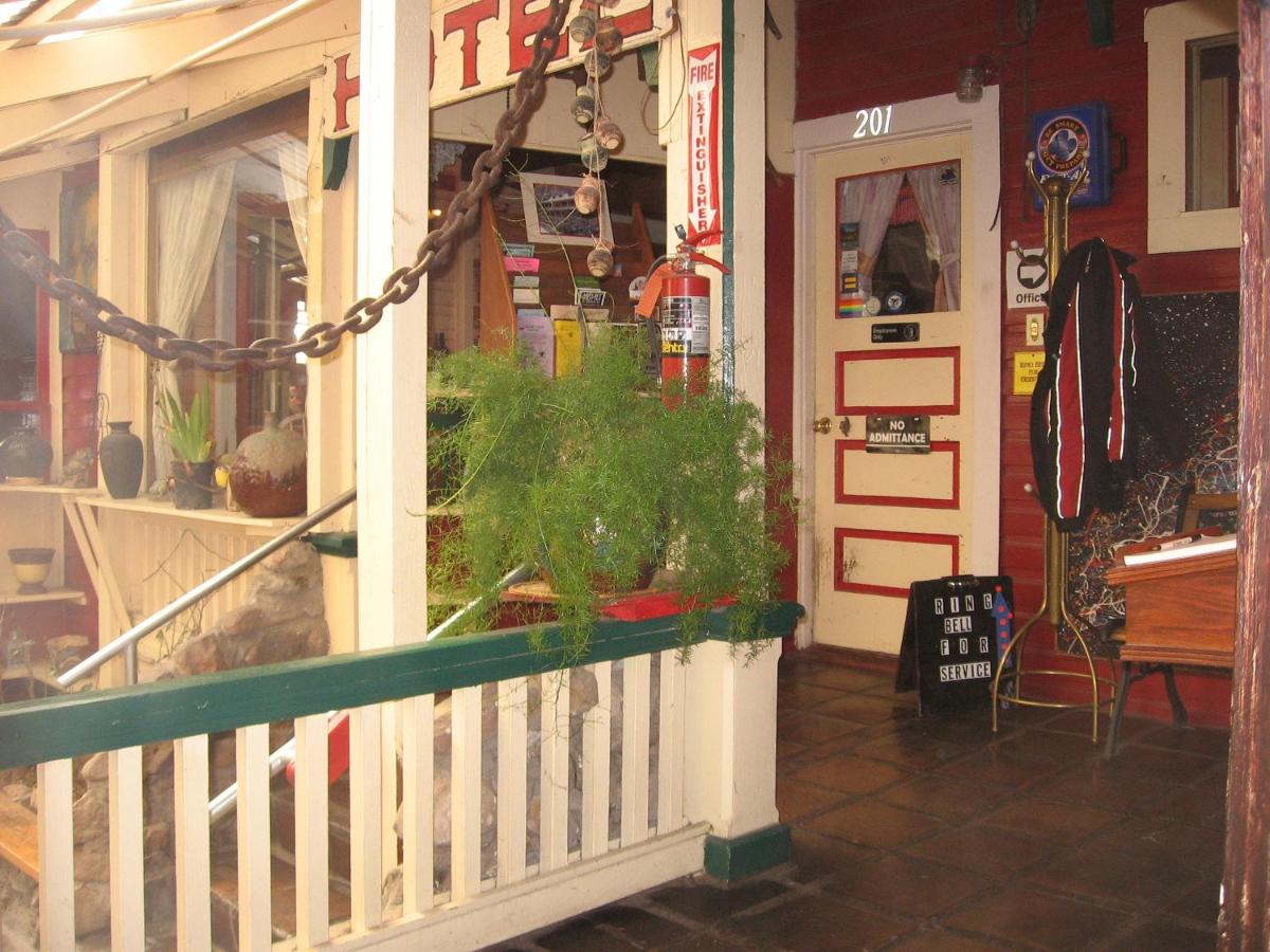 Tombstone Canyon Inn — photo 24