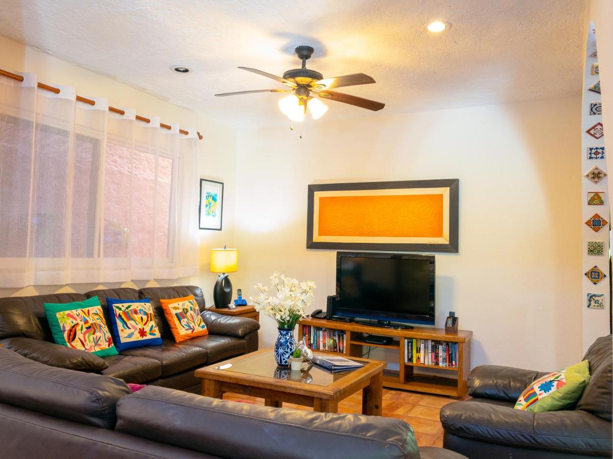 Casa Mulder photo