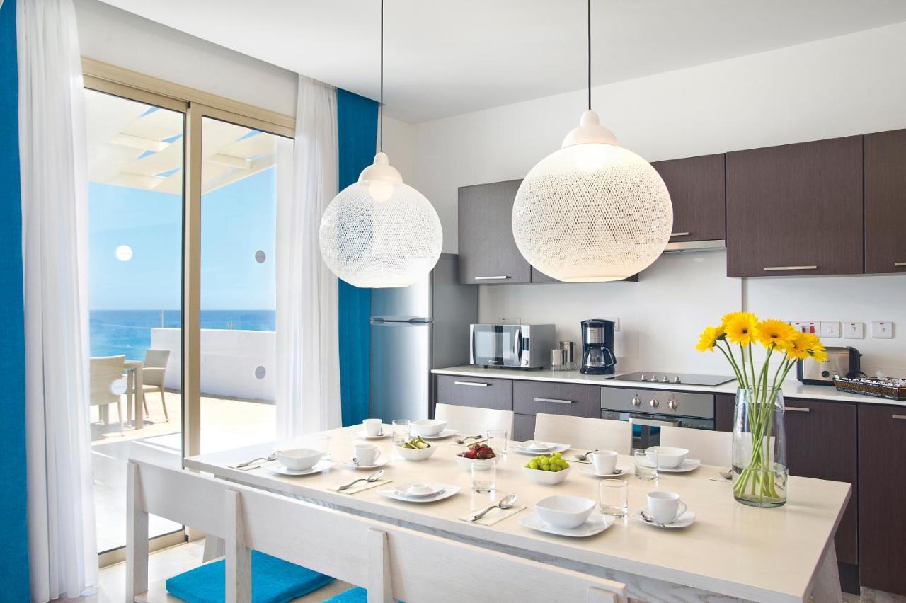 Althea Kalamies Luxury Villas photo
