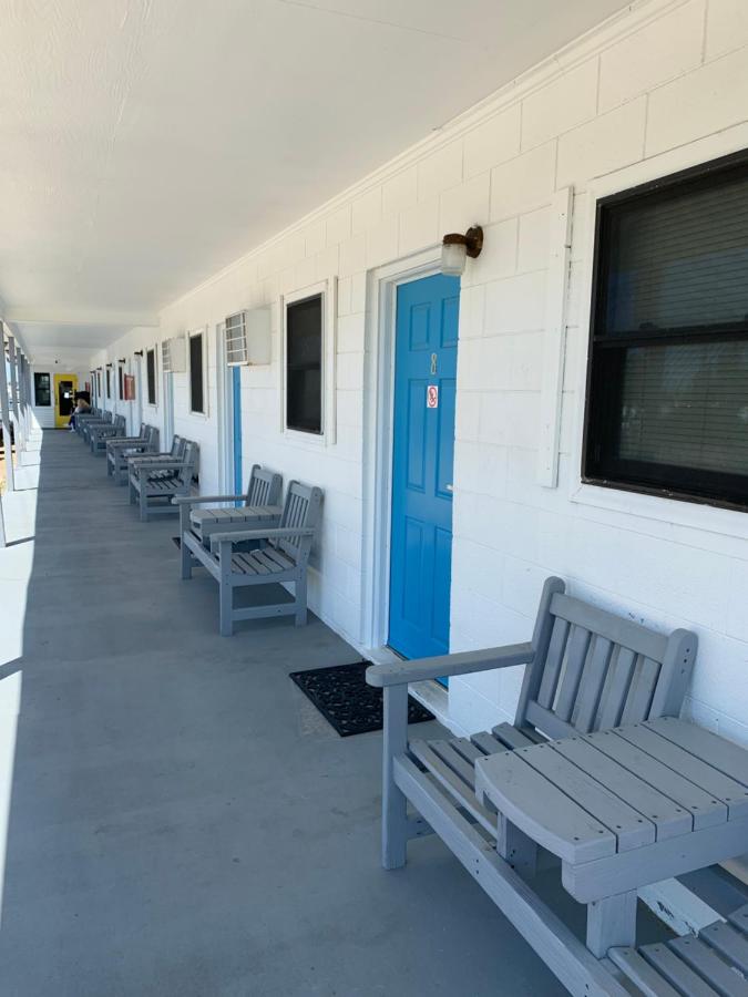 Sand Dollar Motel — photo 18