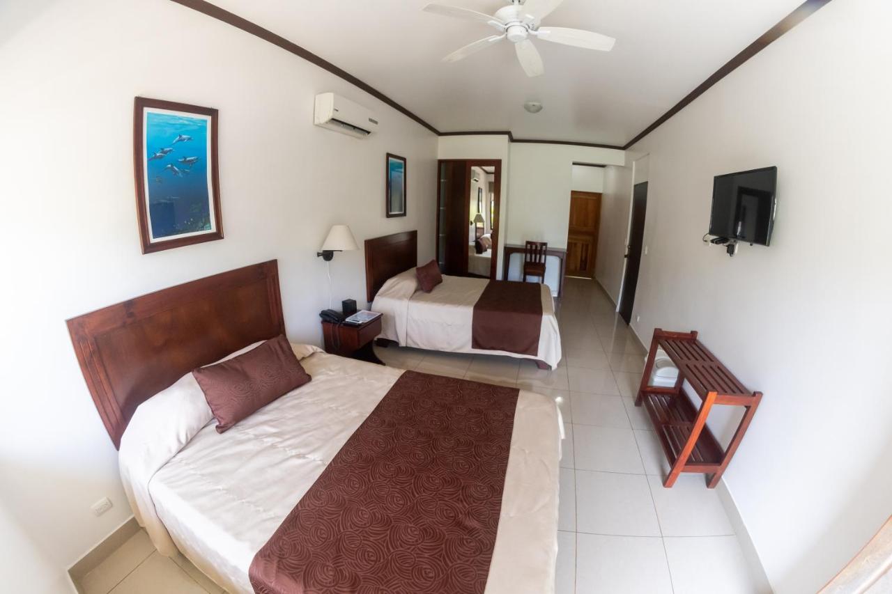 Hotel Arenas en Punta Leona photo