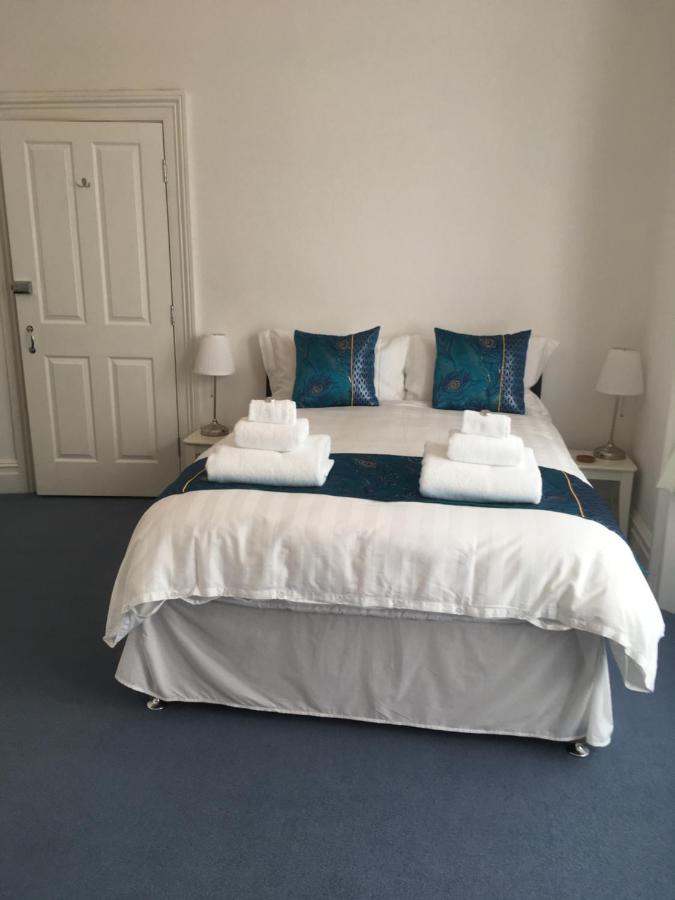 Brooklands Guest House - Laterooms