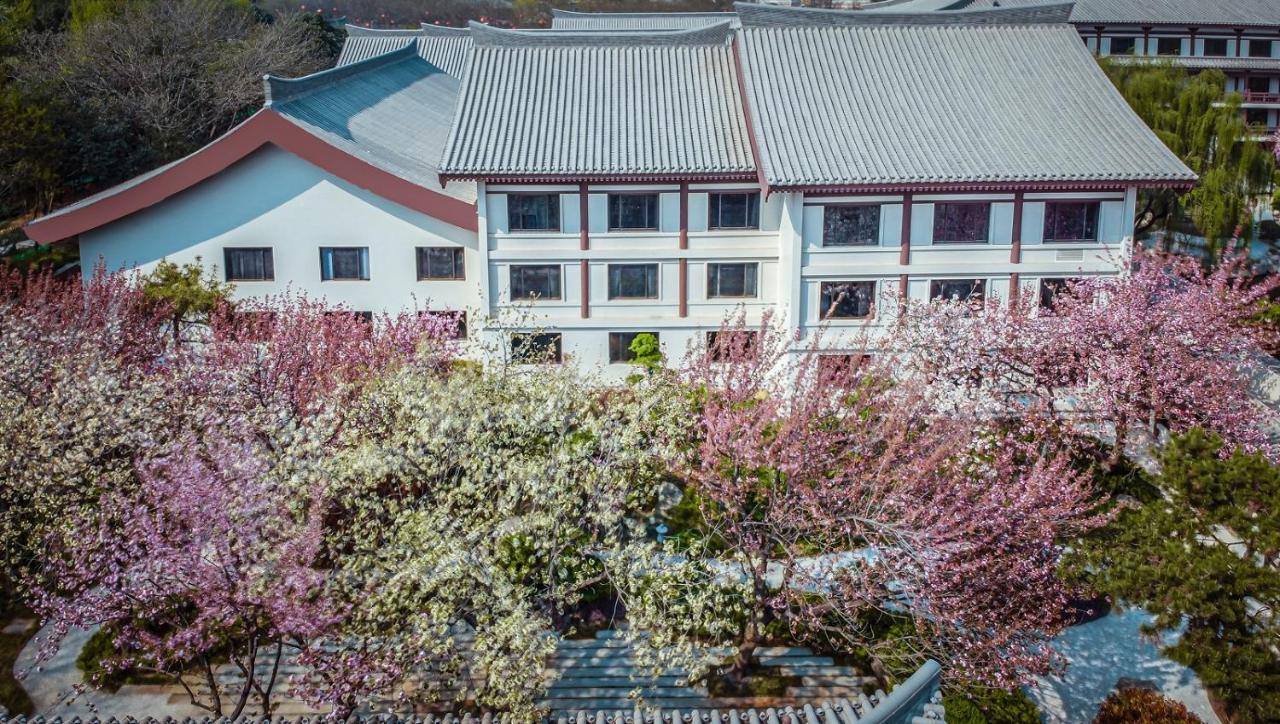 HUALUXE Xi'an Tanghua, an IHG Hotel photo