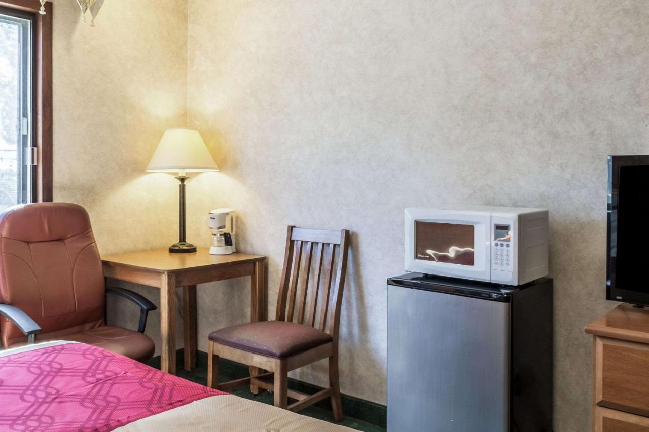 Happy Rest Motel — photo 18