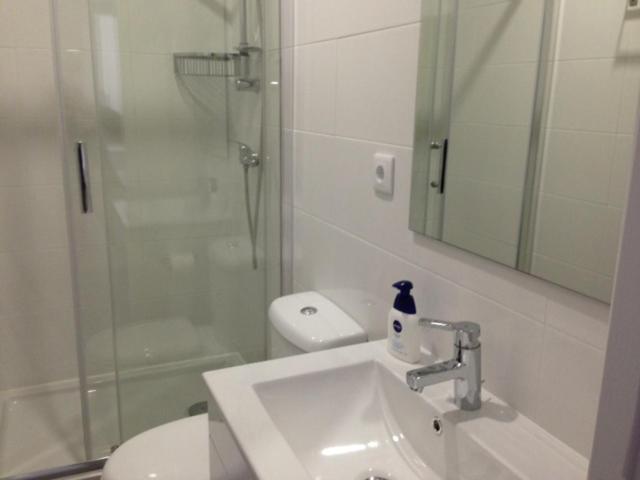 Confortable 1 Bedroom Apartment at Roma Avenue - 1A - 3