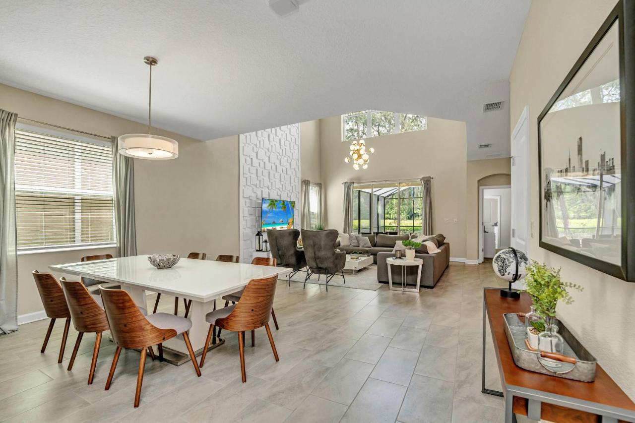 Orlando Vacation Rentals Homes - Storey Lake Resort — photo 4