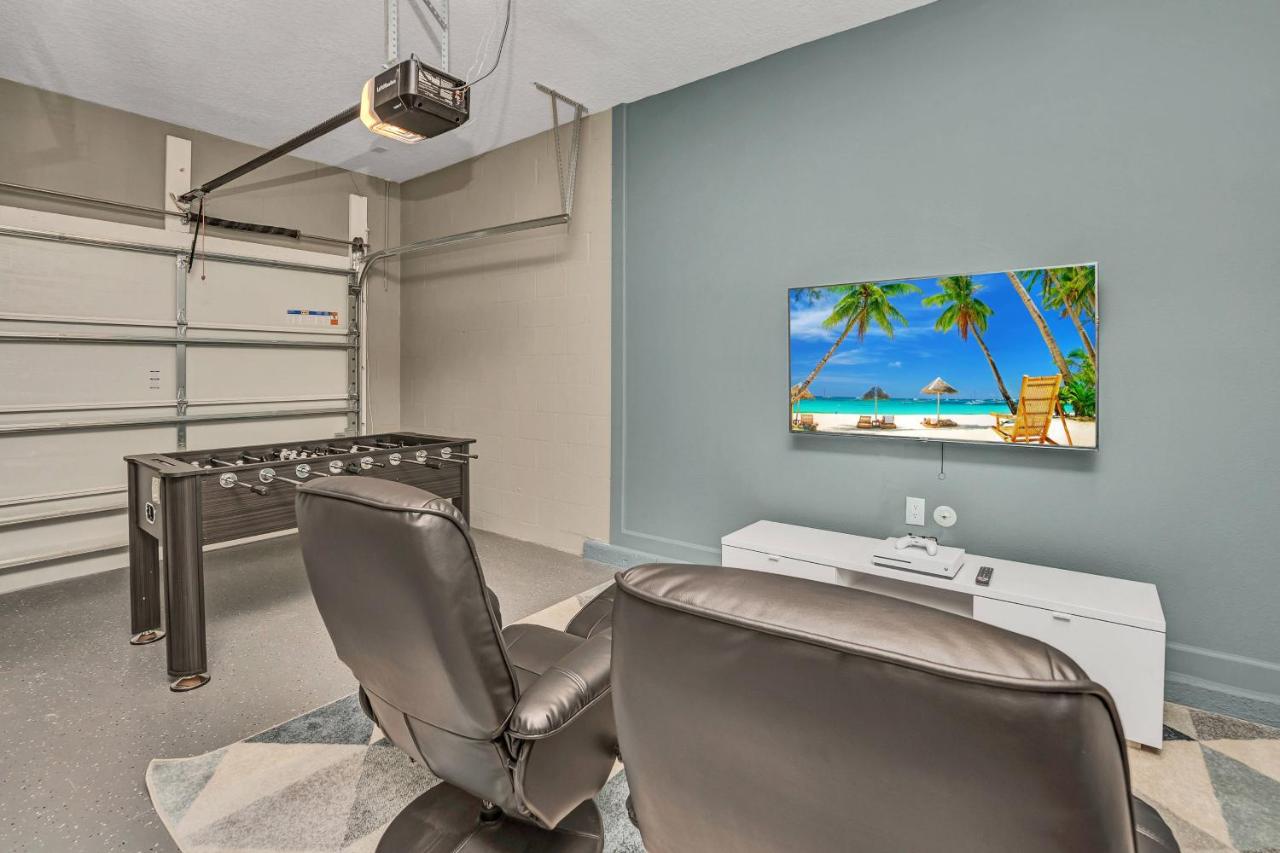 Orlando Vacation Rentals Homes - Storey Lake Resort — photo 10
