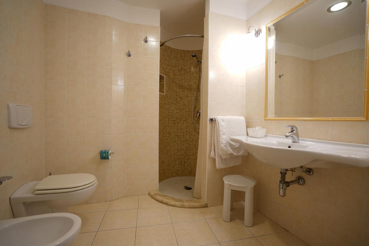 Hotel Scoglio Del Leone photo