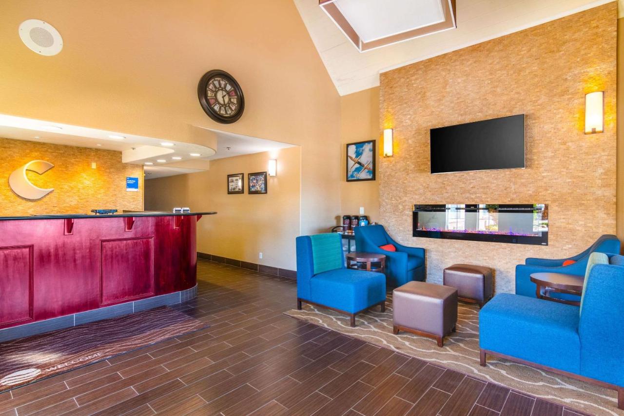 Mariah County Inn & Suites — photo 12