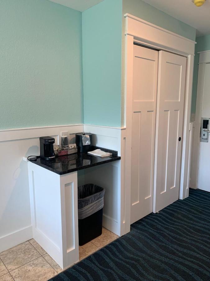 John Yancey Oceanfront Inn — photo 19