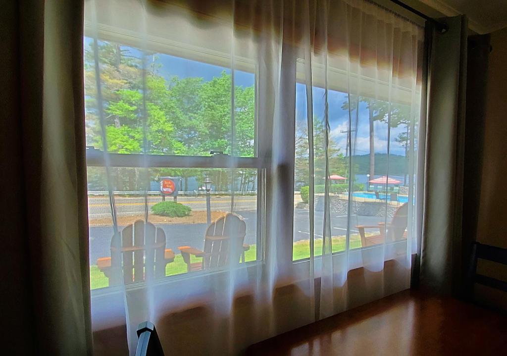 Birch Knoll Motel — photo 19