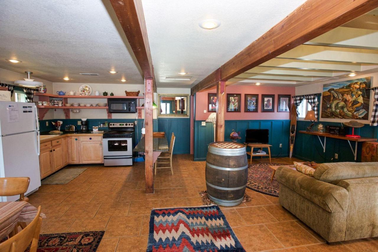 Cottage Inn — photo 17