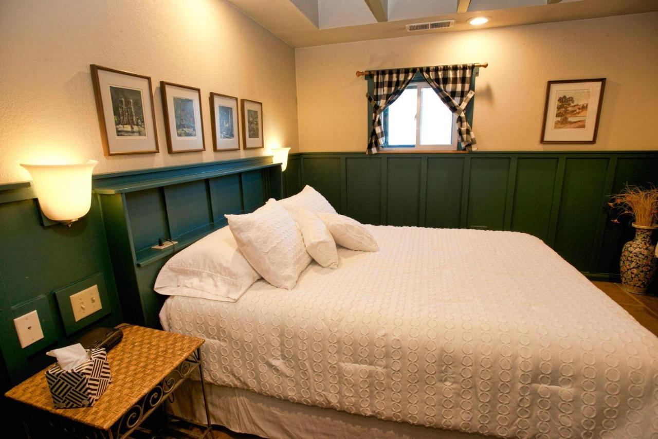 Cottage Inn — photo 8