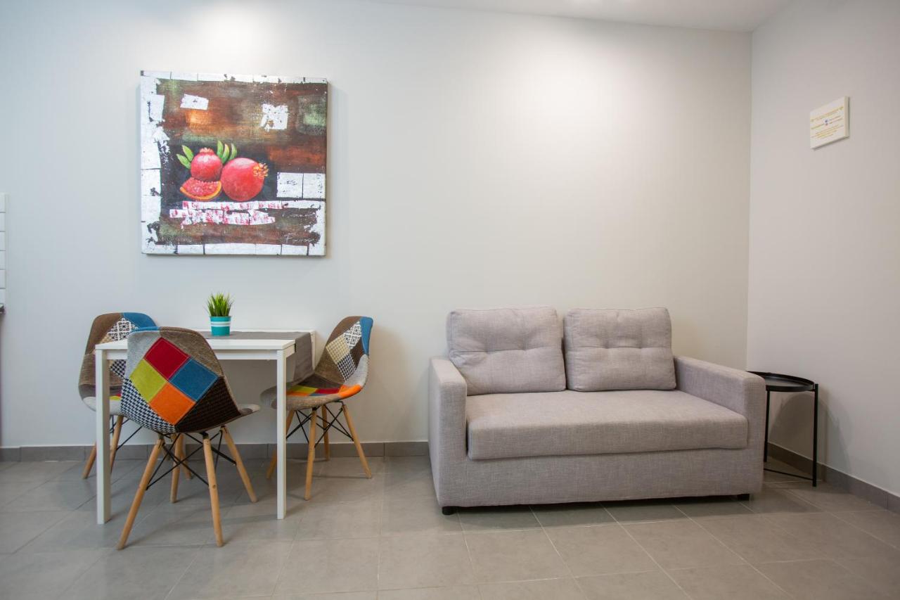 Raise Boutique Rooms in the Center of Athens - 4