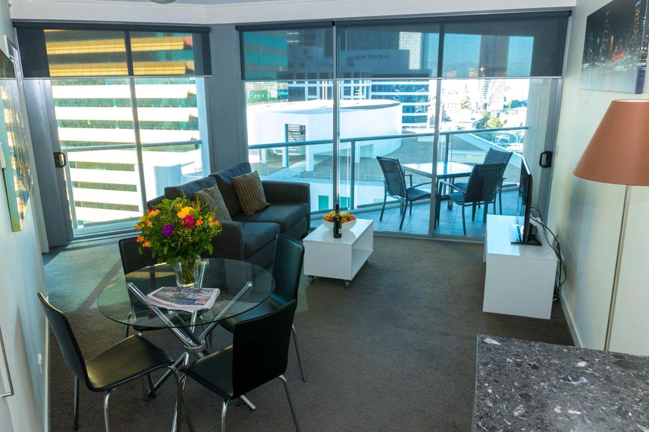 Evolution Apartments photo