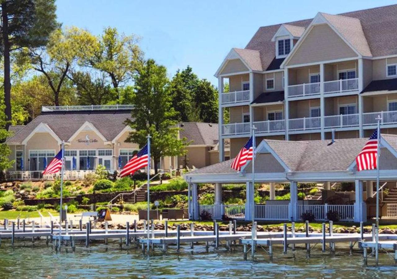 Bay Pointe Inn — photo 11